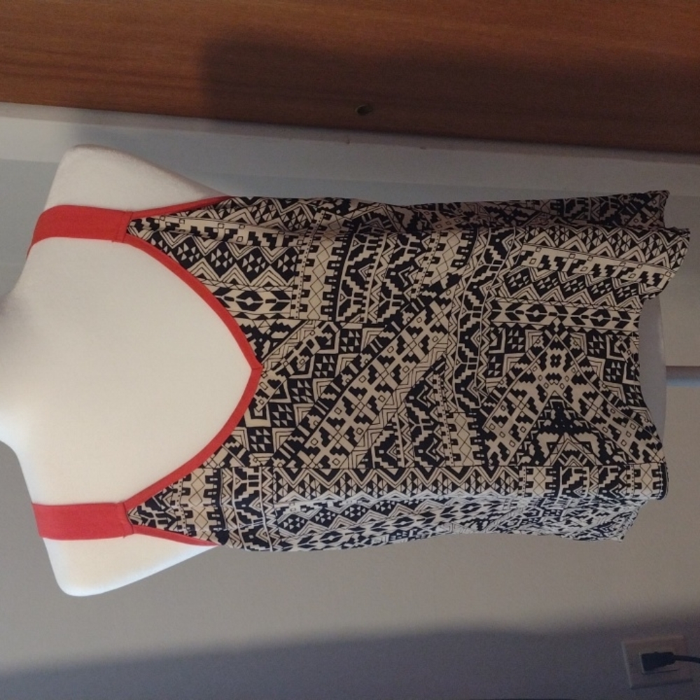 H&M Geometric Patterned Tank, M